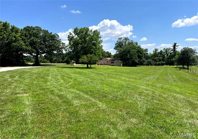 2nd image of 143 Penrod Rd, Troy, MO 63379 | MLS# MIS26046312