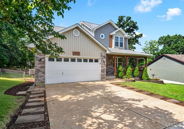 2nd image of 1677 Stardust Dr, Arnold, MO 63010 | MLS# MIS26046346