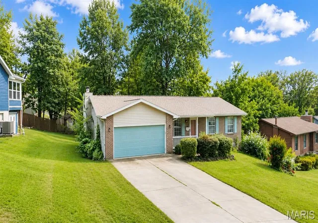 Photo 4 of Single family home for sale at 822 Sheraton, Herculaneum, MO 63048 | MLS# MIS26046355 | Listing updated on 2026-09-01