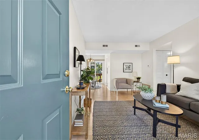 Photo 3 of Condo for sale at 1712 Redbird Cvs, Saint Louis, MO 63144 | MLS# MIS26046361 | Listing updated on 2026-08-07