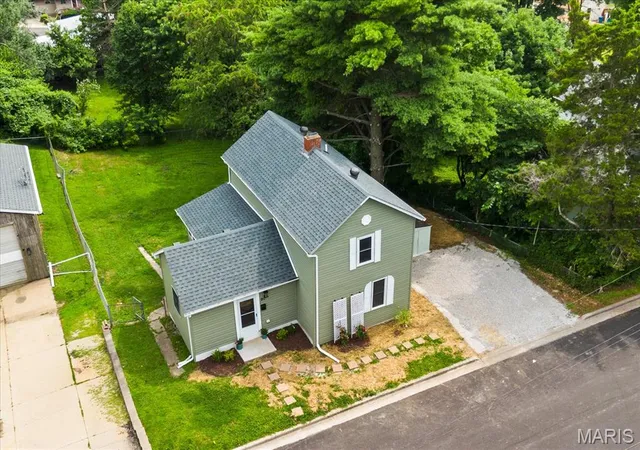 1st image of 90 Sunset Ave, Glen Carbon, IL 62034 | MLS# MIS26046362