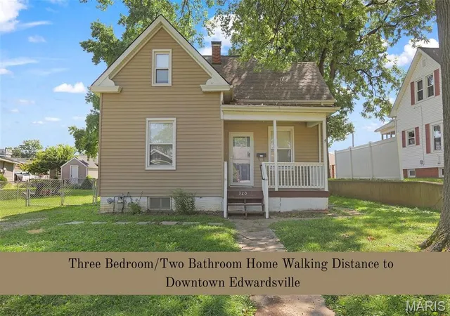Photo 1 of Single family home for sale at 320 S Kansas St, Edwardsville, IL 62025 | MLS# MIS26046369 | Listing updated on 2026-08-08