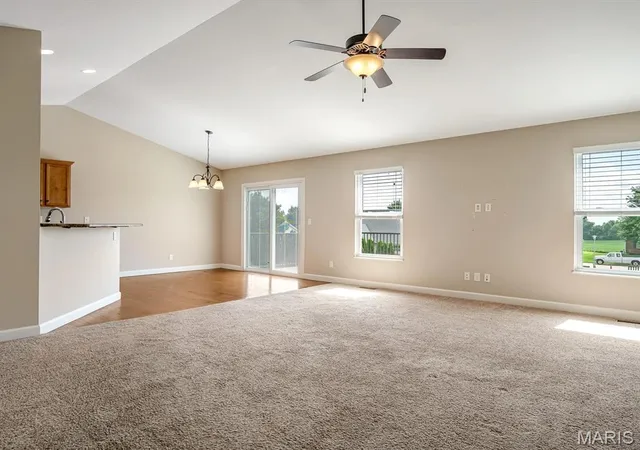 Photo 3 of Single family home for sale at 1521 Rachael Ln, Waterloo, IL 62298 | MLS# MIS26046372 | Listing updated on 2026-09-20