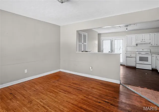 Photo 3 of Single family home for sale at 8441 Brotherton Ln, St Louis, MO 63135 | MLS# MIS26046385 | Listing updated on 2026-08-27