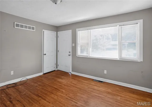 Photo 3 of Single family home for sale at 8441 Brotherton Ln, St Louis, MO 63135 | MLS# MIS26046385 | Listing updated on 2026-08-27