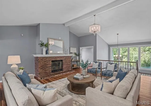 Photo 4 of Single family home for sale at 21 Meditation Way Ct, Florissant, MO 63031 | MLS# MIS26046391 | Listing updated on 2026-10-08