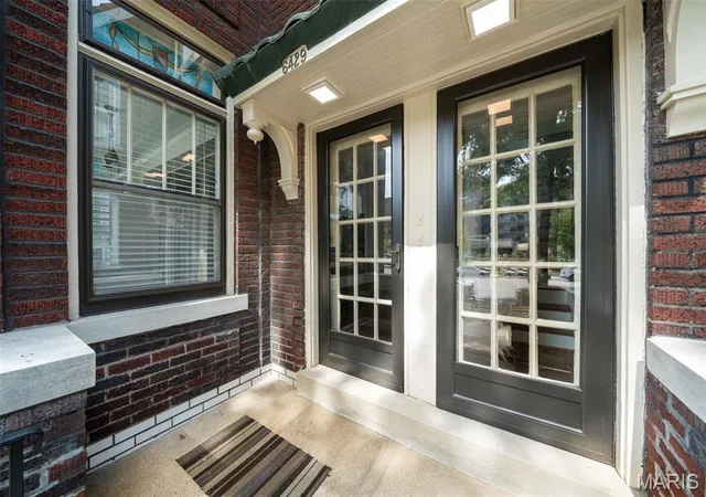 Photo 2 of Single family home for sale at 6427 Clayton Rd, Saint Louis, MO 63117 | MLS# MIS26046396 | Listing updated on 2026-09-21