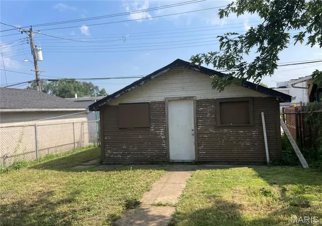 Photo 4 of Multi family home for sale at 3424 Mckean Ave, Saint Louis, MO 63118 | MLS# MIS26046433 | Listing updated on 2026-07-24