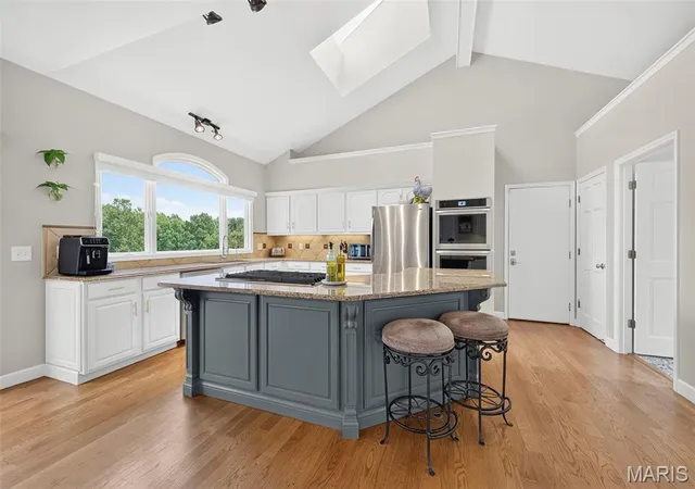 Photo 3 of Sale Pending at 16801 Kehrsdale Dr, Chesterfield, MO 63005 | MLS# MIS26046464 | Listing updated on 2026-08-18