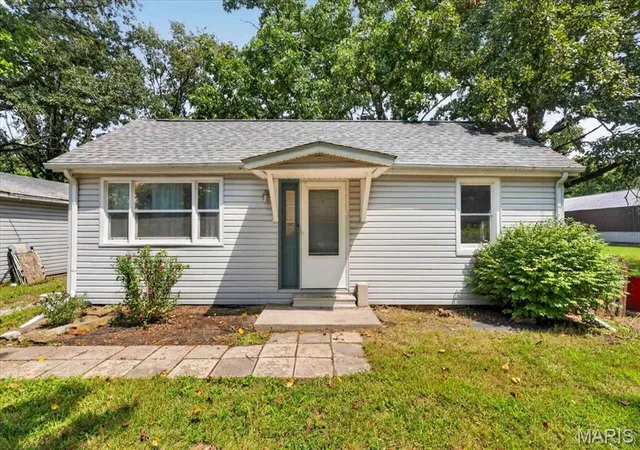 Photo 1 of Single family home for sale at 3726 State Route 15, Freeburg, IL 62243 | MLS# MIS26046468 | Listing updated on 2026-08-24