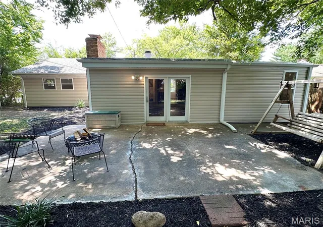 Photo 4 of Single family home for sale at 608 Devonshire Dr, Belleville, IL 62226 | MLS# MIS26046487 | Listing updated on 2026-10-02