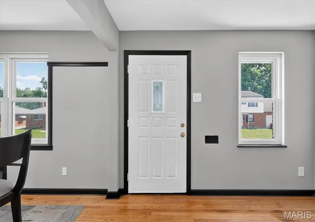 Photo 3 of Single family home for sale at 6623 Kenwood Dr, Saint Louis, MO 63121 | MLS# MIS26046531 | Listing updated on 2026-07-26