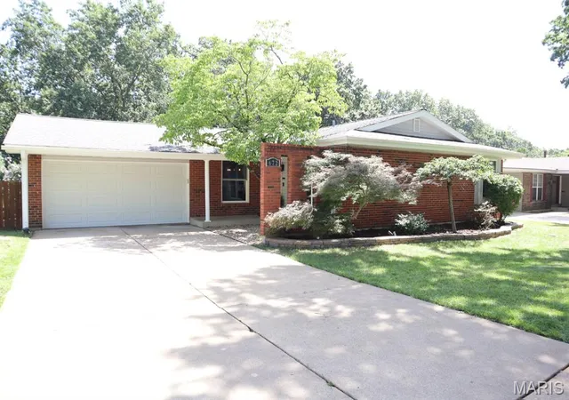 1st image of 672 Towerwood Dr, Ballwin, MO 63021 | MLS# MIS26046553