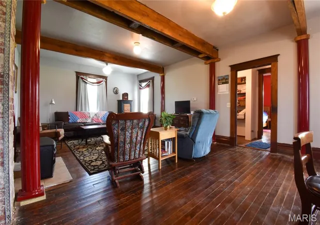Photo 4 of Single family home for sale at 8975 State Route 4, Staunton, IL 62088 | MLS# MIS26046574 | Listing updated on 2026-09-12
