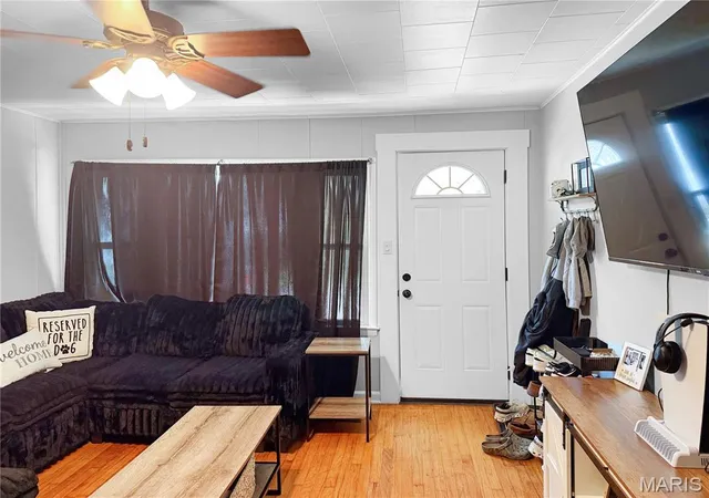 5th image of 2713 Laclede, Hannibal, MO 63401 | MLS# MIS26046580