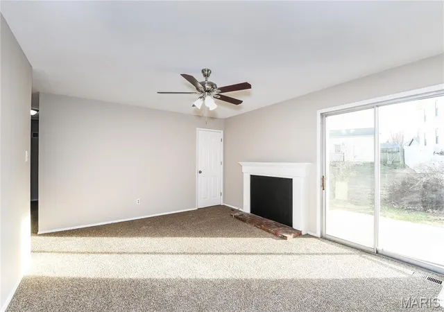 Photo 3 of Single family home for sale at 31 Four Winds Dr, Saint Peters, MO 63376 | MLS# MIS26046594 | Listing updated on 2026-09-28