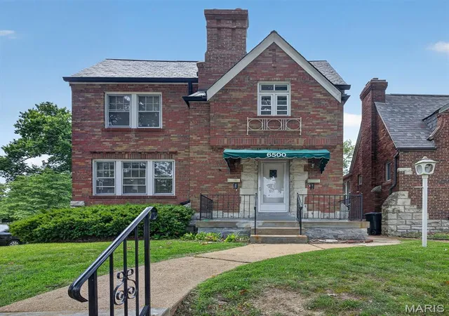 Photo 1 of Sale Pending at 6500 Devonshire Ave, Saint Louis, MO 63109 | MLS# MIS26046597 | Listing updated on 2026-08-22