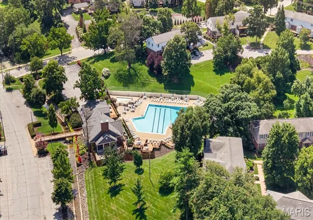 3rd image of 9194 Wrenwood Ln, Saint Louis, MO 63144 | MLS# MIS26046602