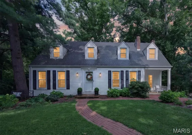 2nd image of 35 Wildwood Ln, Saint Louis, MO 63122 | MLS# MIS26046604