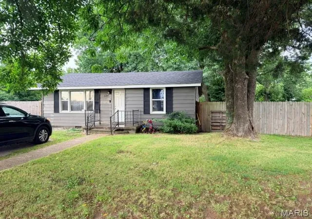 1st image of 124 Norval St, Sikeston, MO 63801 | MLS# MIS26046606