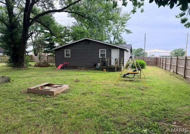 5th image of 124 Norval St, Sikeston, MO 63801 | MLS# MIS26046606