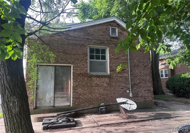 5th image of 114 W North St, Sikeston, MO 63801 | MLS# MIS26046618