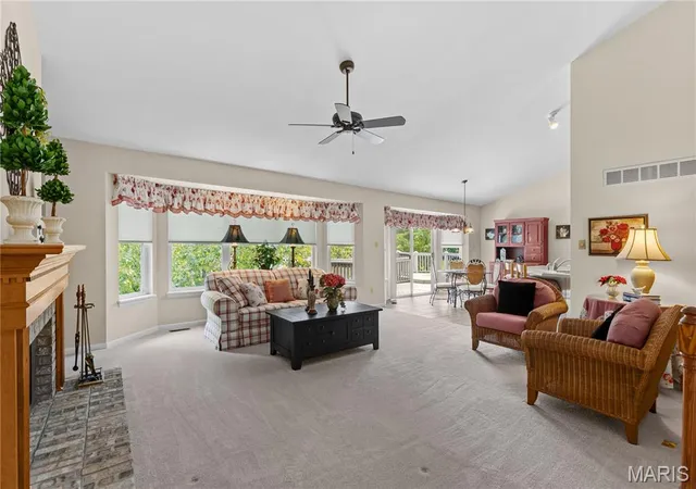 Photo 4 of Single family home for sale at 8 Autumn Grove Ct, O Fallon, MO 63366 | MLS# MIS26046639 | Listing updated on 2026-09-02