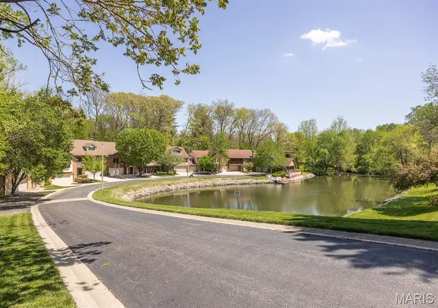 Photo 36 of Single family home for sale at 306 Northoak Dr, Collinsville, IL 62234 | MLS# MIS26046642 | Listing updated on 2026-08-29