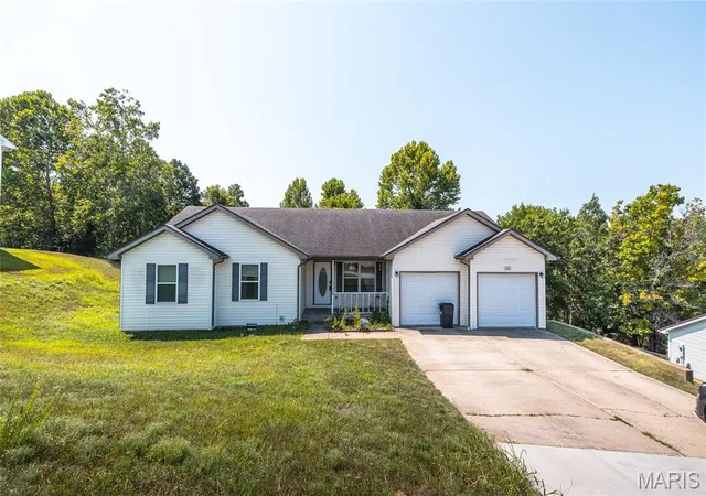 1st image of 162 Sawmill Rd, Saint Robert, MO 65584 | MLS# MIS26046647