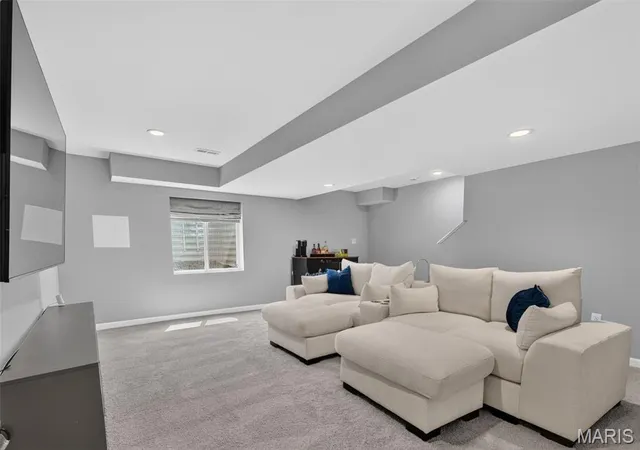 Photo 3 of Townhouse for sale at 405 Sunset Hollow Dr, Wentzville, MO 63385 | MLS# MIS26046670 | Listing updated on 2026-08-11