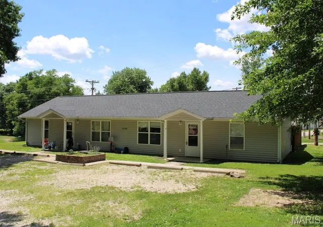 Photo 2 of Multi family home for sale at 500 Oak Leaf Ln, Mokane, MO 65059 | MLS# MIS26046674 | Listing updated on 2026-07-21
