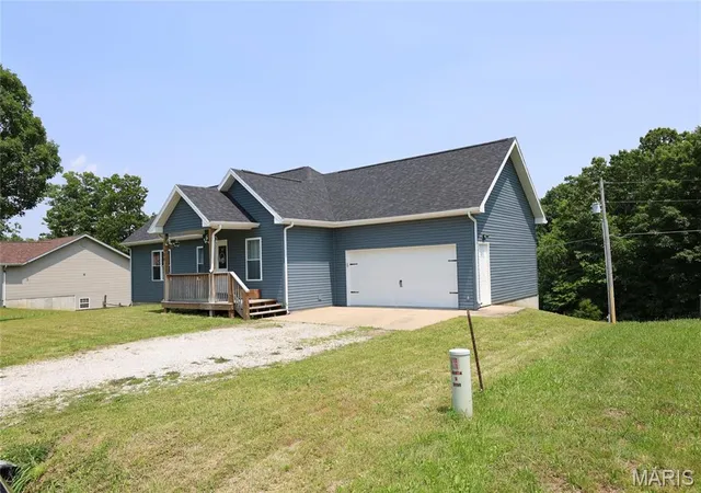 3rd image of 15580 Top Dr, Saint Robert, MO 65584 | MLS# MIS26046704