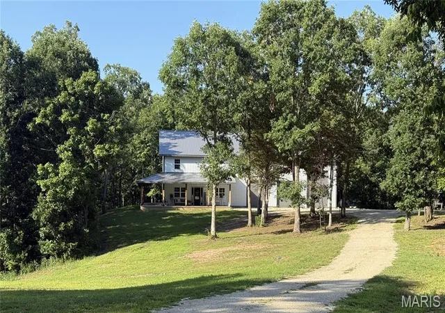 4th image of 24120 Arlene Ln, Warrenton, MO 63383 | MLS# MIS26046708