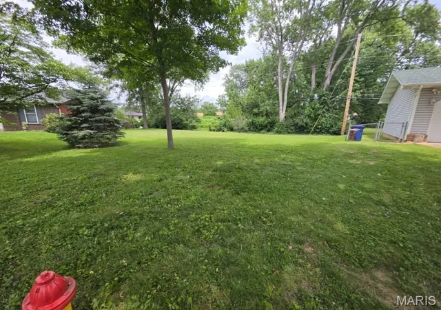 Photo 1 of Land for sale at 16 Gray Brooke Ln, Florissant, MO 63031 | MLS# MIS26046716 | Listing updated on 2026-07-23