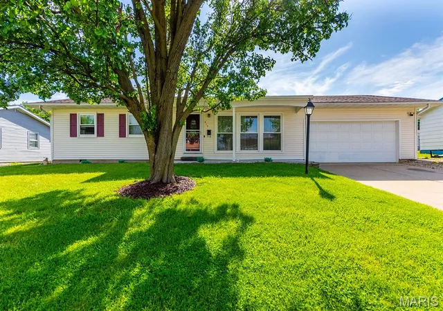 Photo 2 of Single family home for sale at 915 Concordia St, Mexico, MO 65265 | MLS# MIS26046725 | Listing updated on 2026-08-02