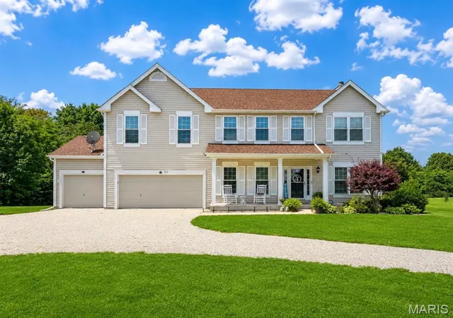 Photo 2 of Single family home for sale at 53 Glenn Oaks Dr, Labadie, MO 63055 | MLS# MIS26046727 | Listing updated on 2026-09-21