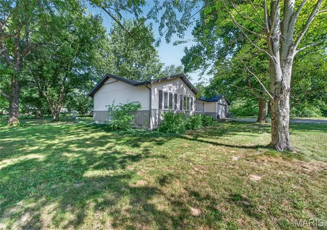 Photo 3 of Sale Pending at 16998 Kneedler St, Lebanon, MO 65536 | MLS# MIS26046732 | Listing updated on 2026-09-14