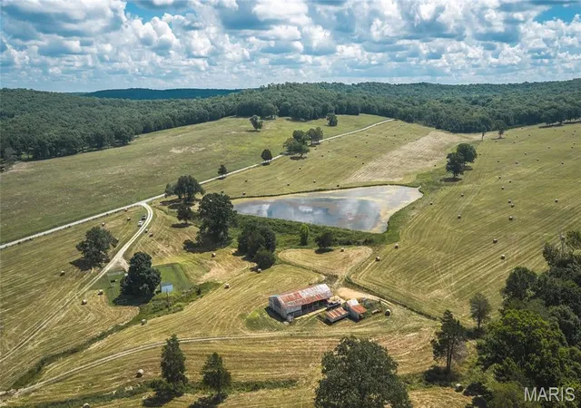 Photo 1 of Single family home for sale at 10555 Pashia Rd, Potosi, MO 63664 | MLS# MIS26046735 | Listing updated on 2026-07-21