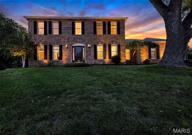 Photo 1 of Single family home for sale at 15525 Windsor Ridge Ct, Chesterfield, MO 63017 | MLS# MIS26046746 | Listing updated on 2026-08-31