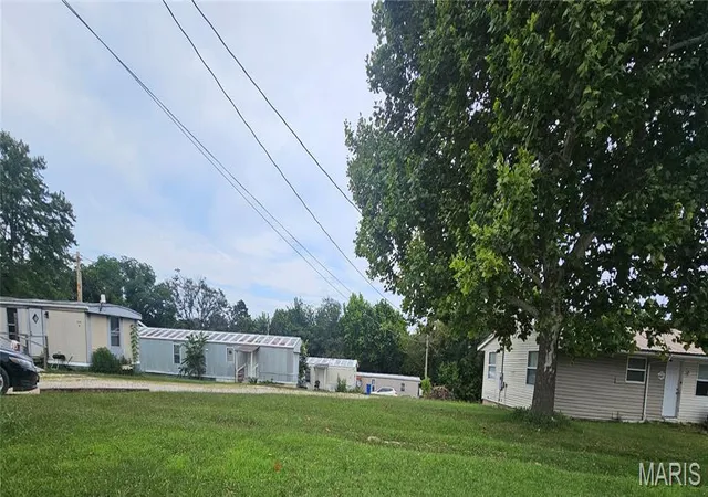 5th image of 568 & 572 Hwy Y #B,C,D,E,F,G,I, Saint Robert, MO 65584 | MLS# MIS26046769