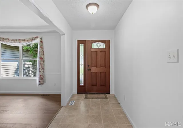 3rd image of 279 Fawn Ridge Ln, Hillsboro, MO 63050 | MLS# MIS26046786