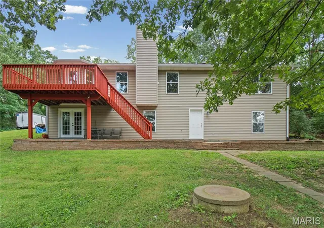 Photo 3 of Single family home for sale at 279 Fawn Ridge Ln, Hillsboro, MO 63050 | MLS# MIS26046786 | Listing updated on 2026-10-09