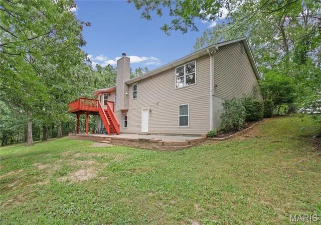 Photo 3 of Single family home for sale at 279 Fawn Ridge Ln, Hillsboro, MO 63050 | MLS# MIS26046786 | Listing updated on 2026-10-01