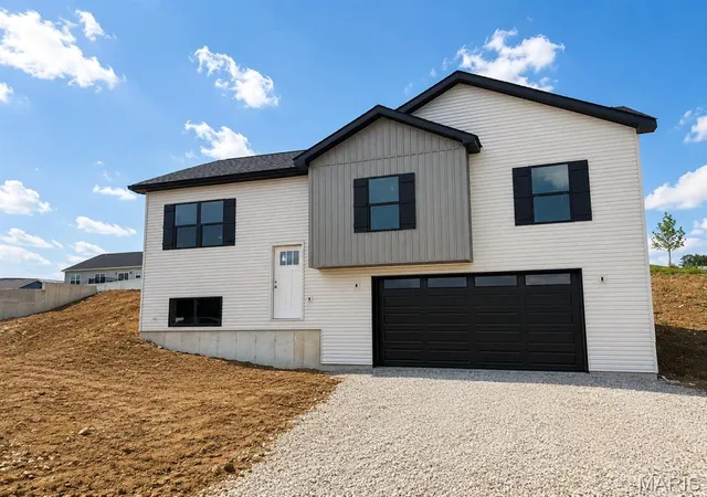 Single family home for sale at 110 Ventnor Ave, Union, MO 63084 | MLS# MIS26046788 | Listing updated on 2026-09-02