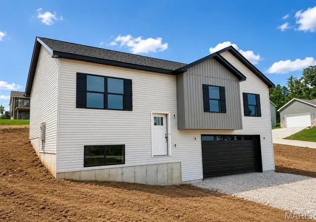 Photo 1 of Single family home for sale at 110 Ventnor Ave, Union, MO 63084 | MLS# MIS26046788 | Listing updated on 2026-09-02
