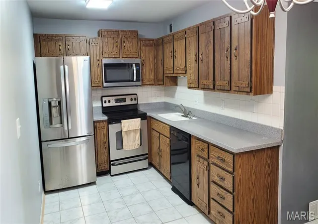 Photo 3 of Condo for sale at 1332 Holgate Dr #G3, Ballwin, MO 63021 | MLS# MIS26046801 | Listing updated on 2026-08-30