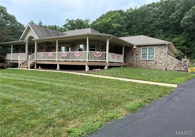 1st image of 3349 Dakota Hills Dr, Pacific, MO 63069 | MLS# MIS26046803