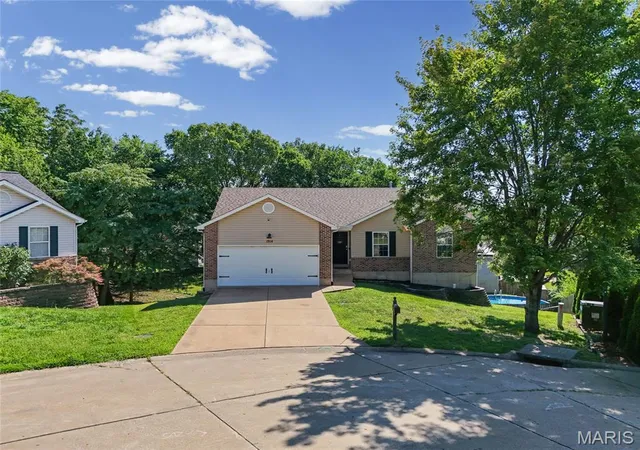 3rd image of 1914 Mckinley Range, Festus, MO 63028 | MLS# MIS26046829