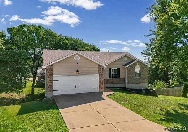 4th image of 1914 Mckinley Range, Festus, MO 63028 | MLS# MIS26046829