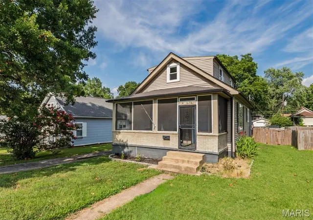 1st image of 404 Jefferson Ave, Crystal City, MO 63019 | MLS# MIS26046848